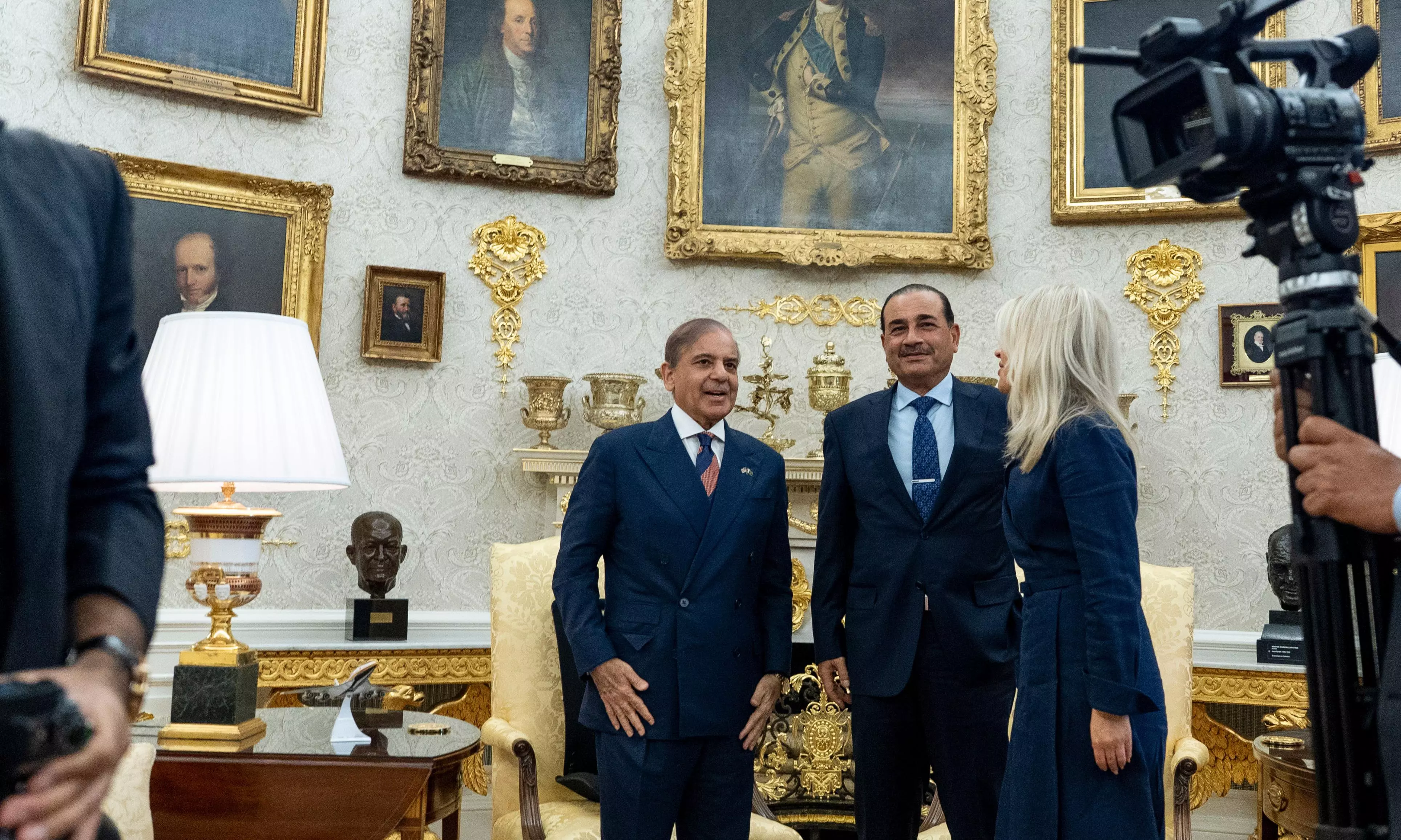 Pak PM Sharif, Field Marshal Munir Meet US President Donald Trump at White House