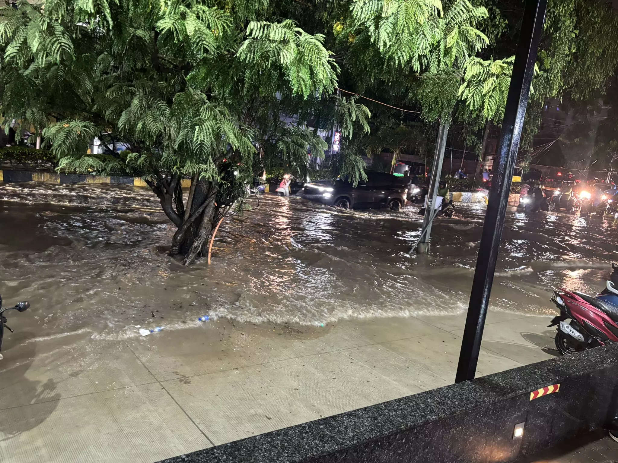 Heavy Rains Cripple Telangana, Office-goers Face Harrowing Commute