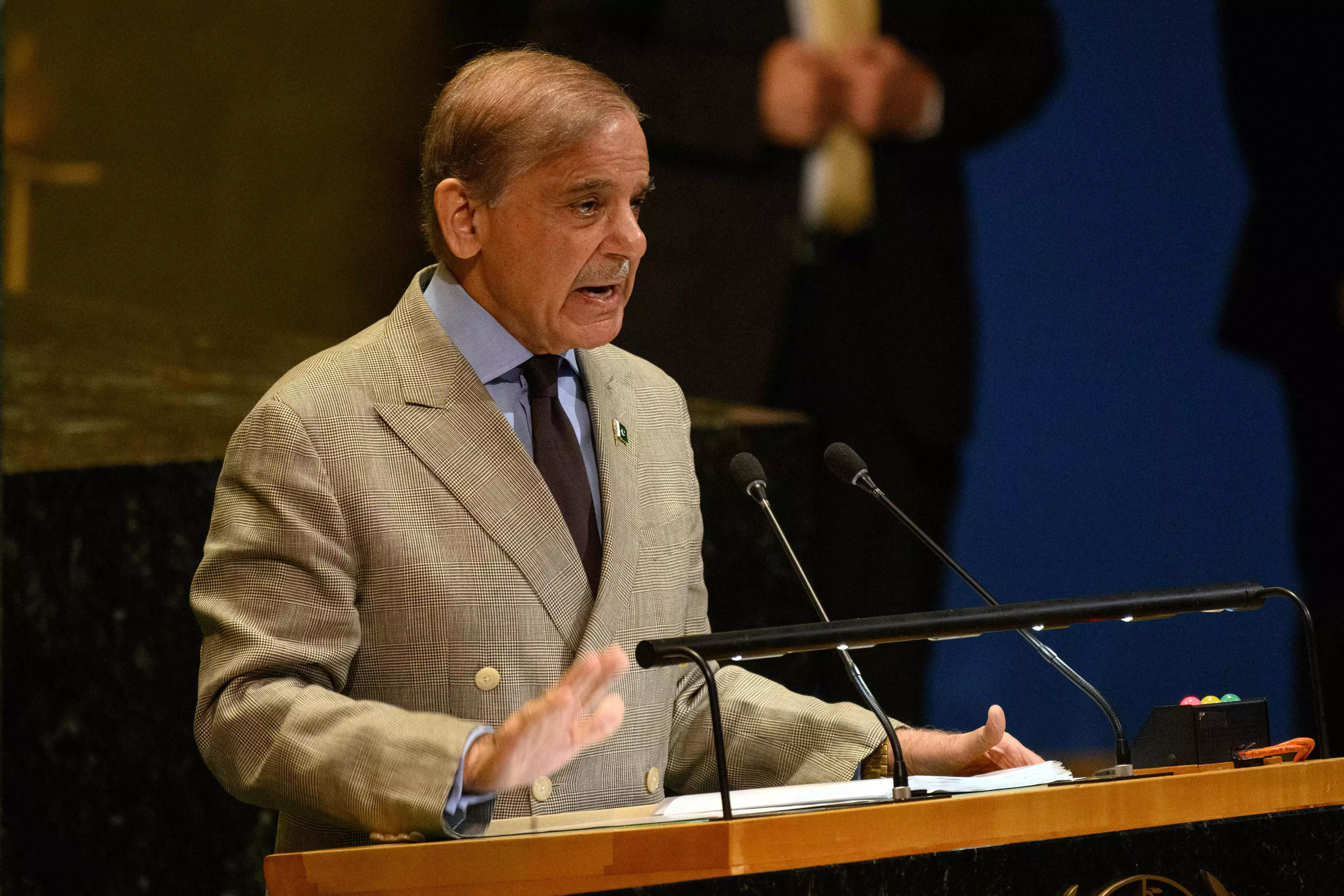 Pakistan Offers Conditional Dialogue with India Pakistan Offers Conditional Dialogue with India