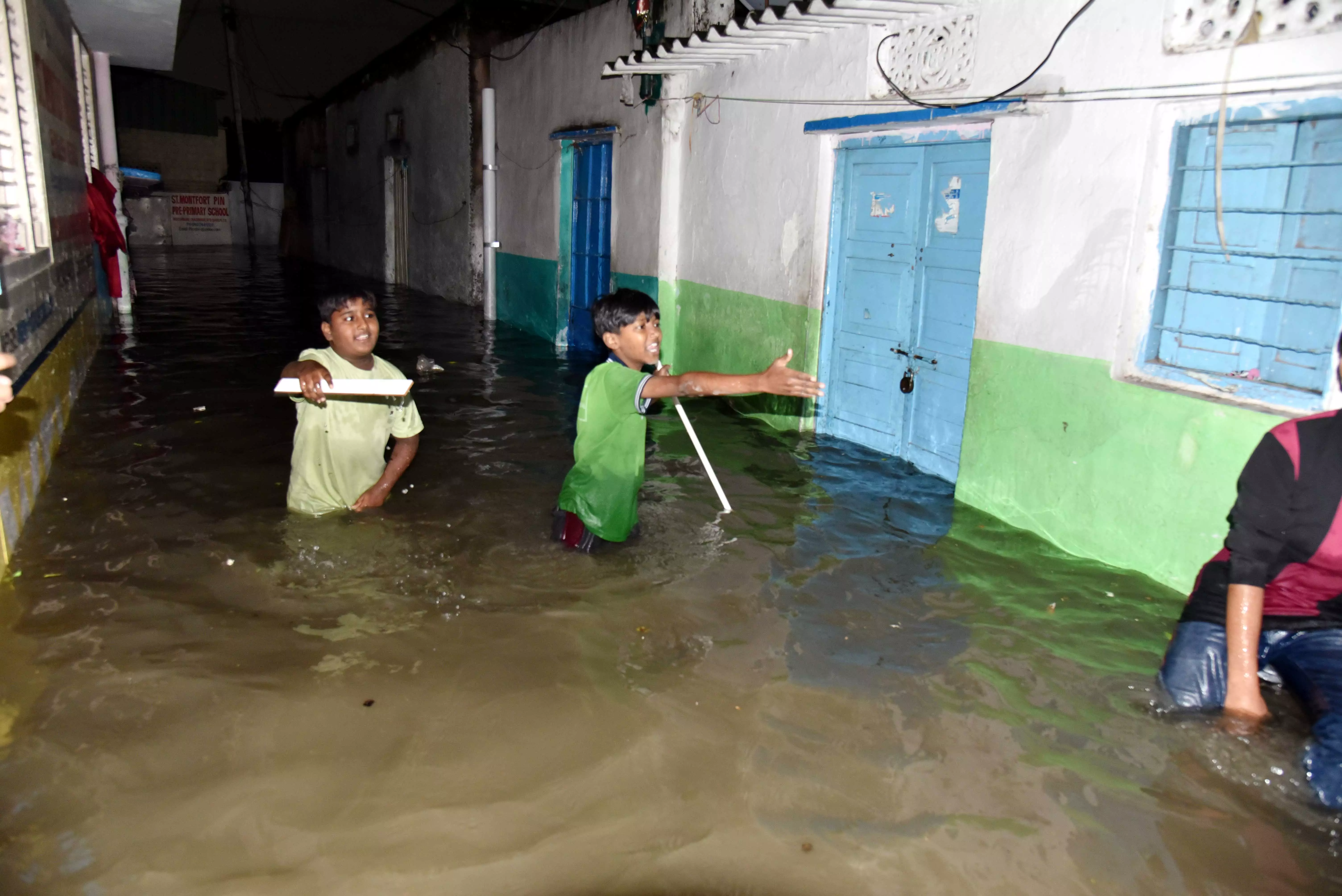 Rains Continue To Batter Telangana, Flights Diverted