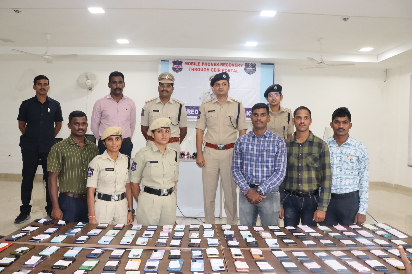 Kamareddy Police Recover 157 Stolen Mobiles