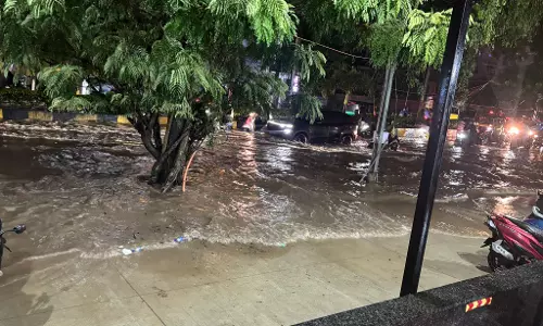 Heavy Rains Cripple Telangana, Office-goers Face Harrowing Commute