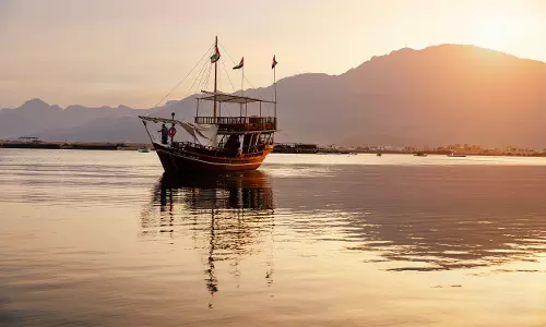 Boat Carrying 300 Myanmar Migrants Capsizes Near Thailand-Malaysia Border