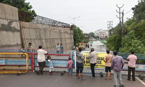 Osman, Himayat Gates Opened; Floodwaters Shut Moosarambagh Bridge