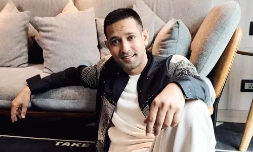 Vikrant Massey Says No to Farhan Akhtar…Again!