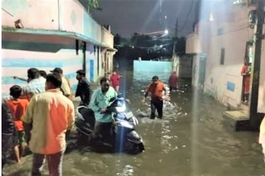 Hyderabad Floods: CM Reviews Musi Overflow