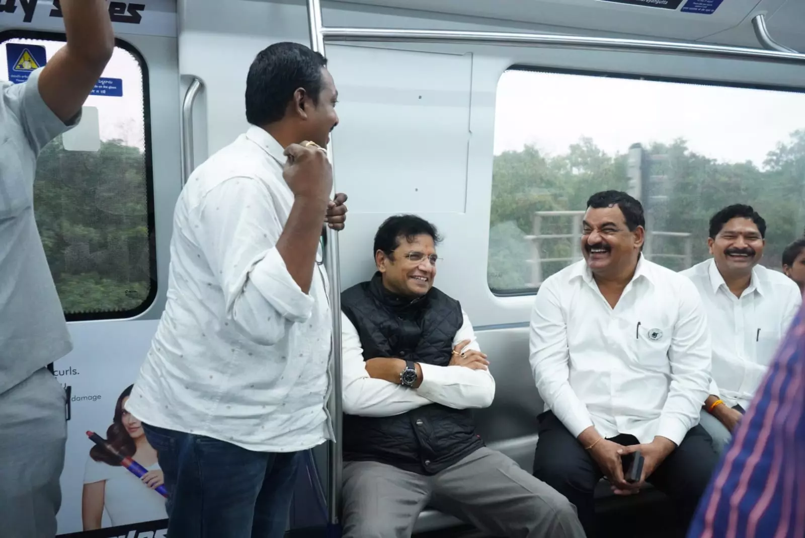Sridhar Babu Undertakes Surprise Journey in Metro to Know Commuters’ Perspective