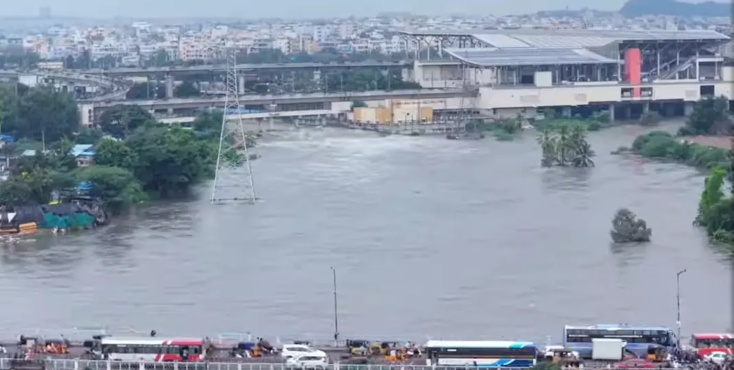 Flood Fury Cuts Off East Hyderabad