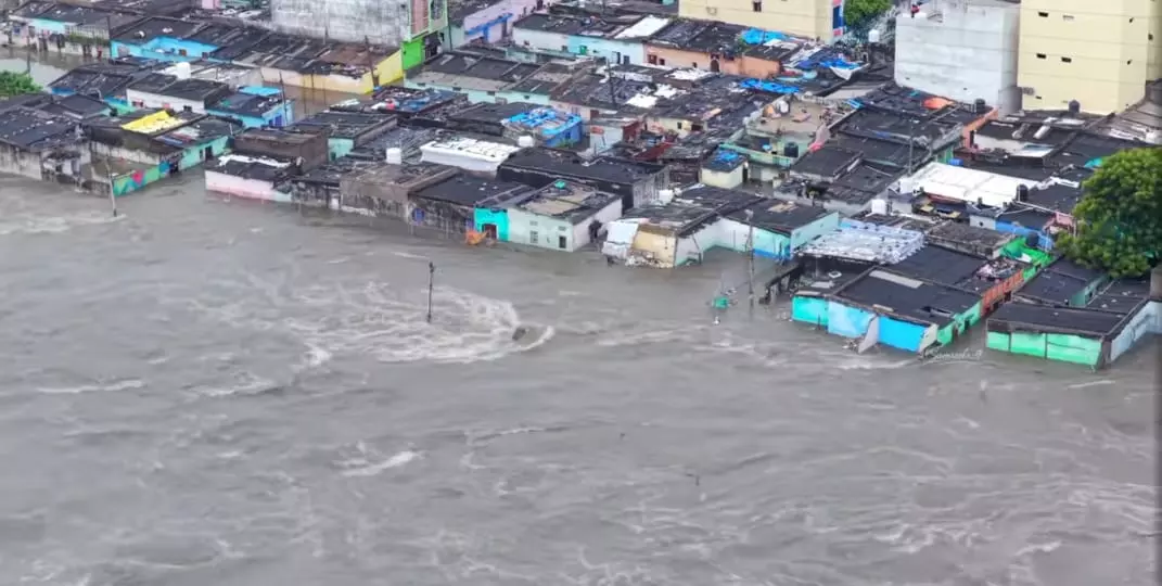 Flood Fury Cuts Off East Hyderabad