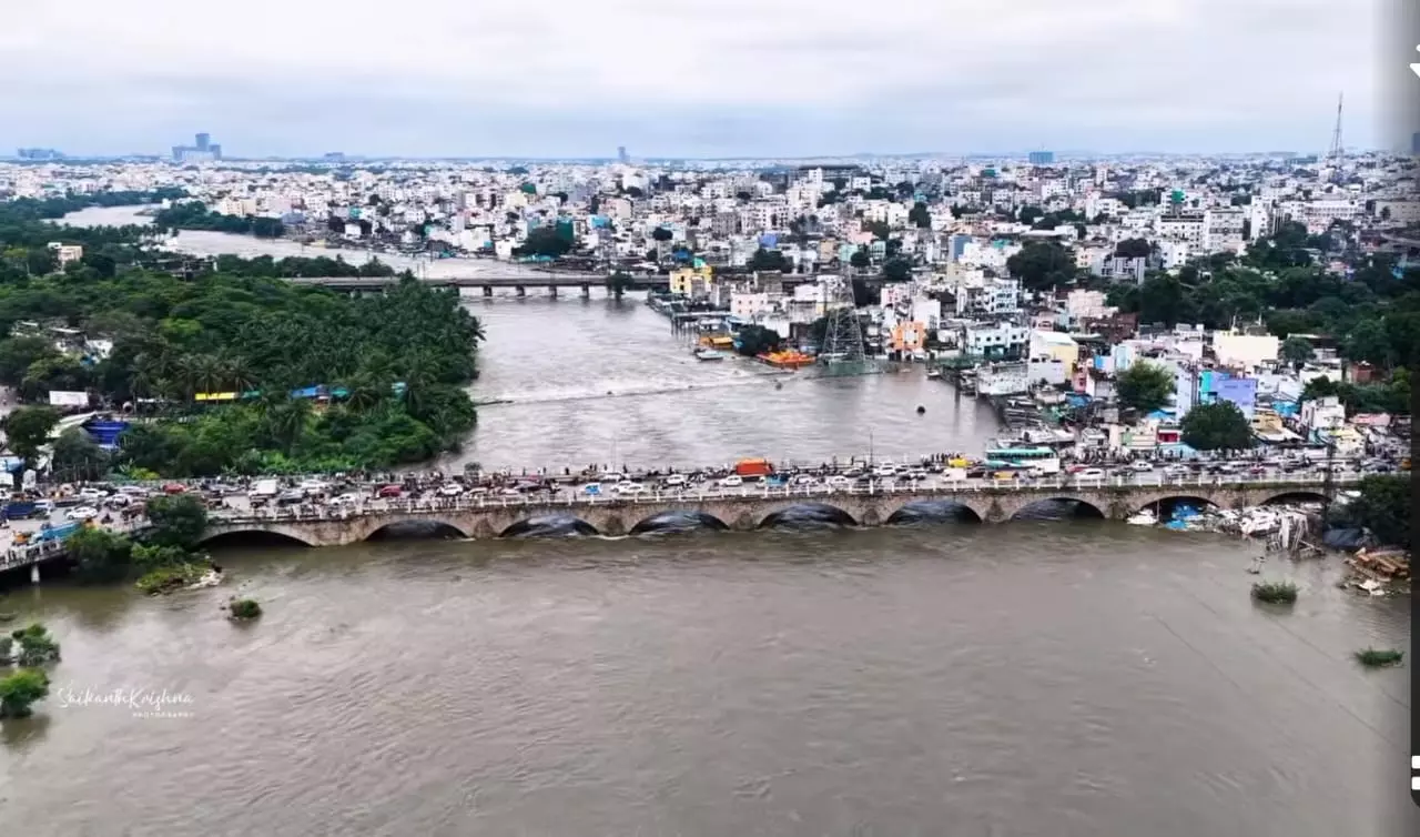 Flood Fury Cuts Off East Hyderabad