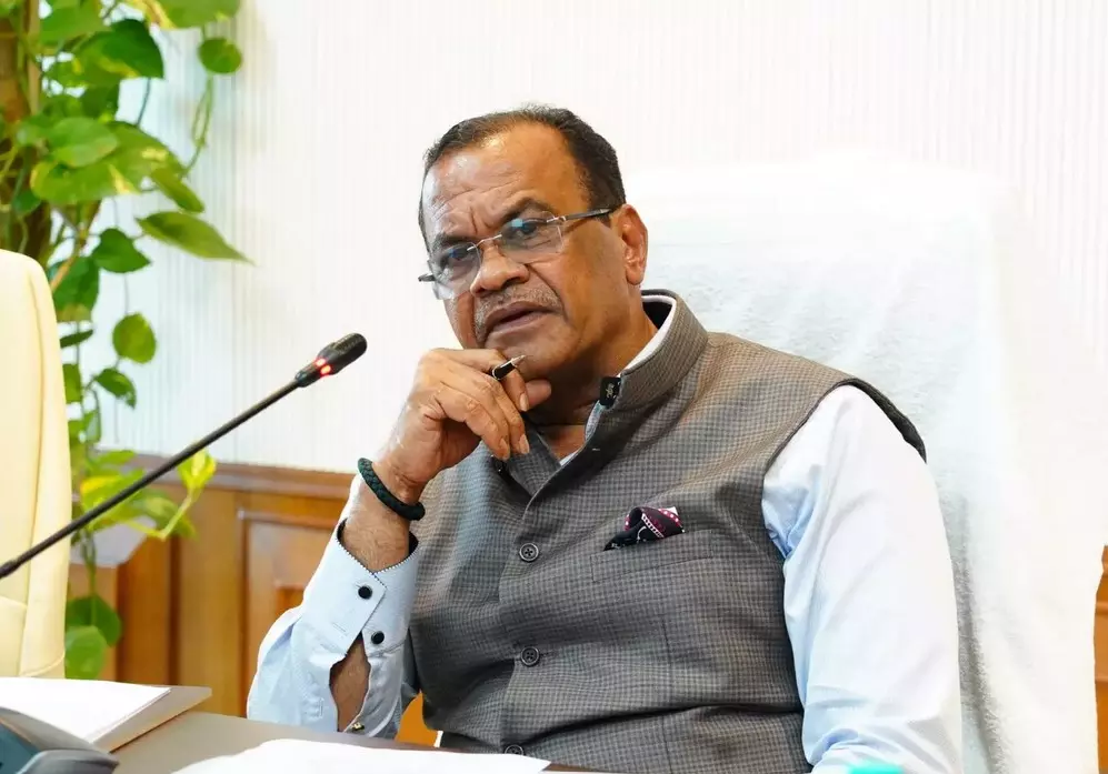 Oppn Creating Hurdles For 42% BC Quota: Komatireddy