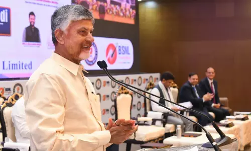 AP CM Naidu Lauds Development of Villages With Swadeshi 4G Network