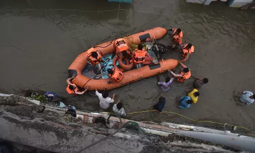 Osmansagar, Himayatsagar Gates Closed