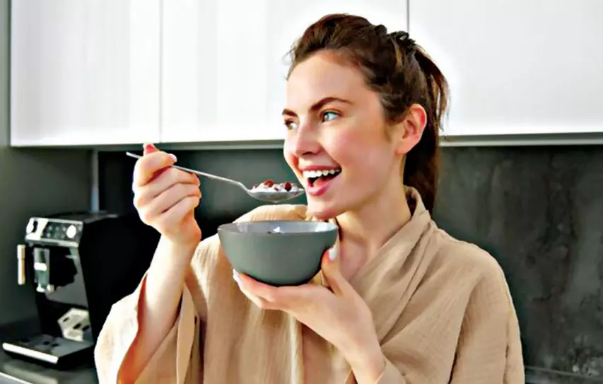 New Oat- Standing Bowls Of Identity