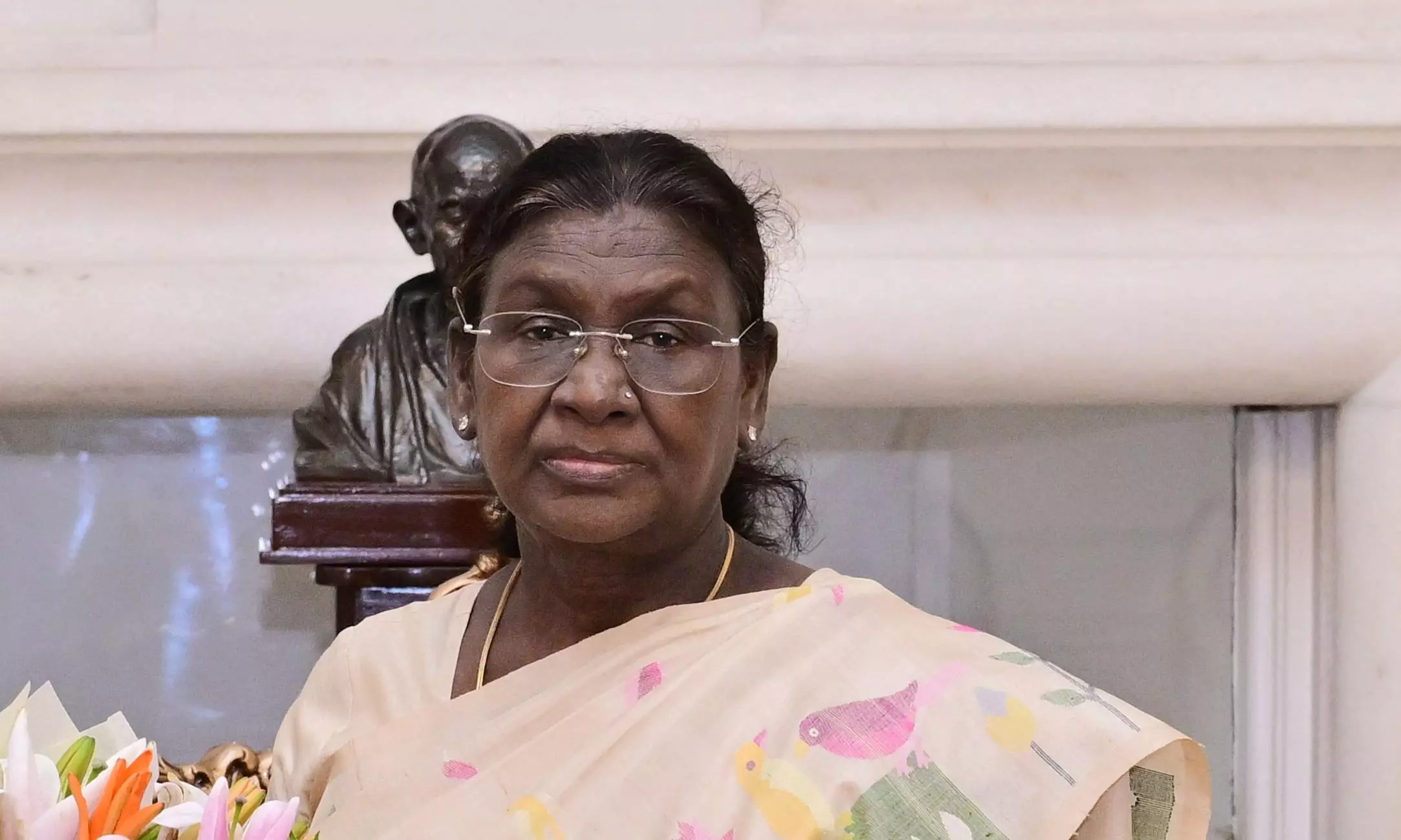 Murmu Congratulates Team India on Winning Asia Cup Cricket Tournament