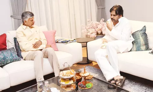 Naidu Meets Pawan Kalyan to Wish Recovery