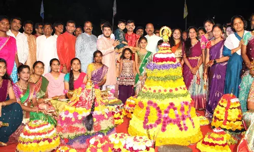 Bathukamma Date Confusion Splits Warangal, Hanamkonda