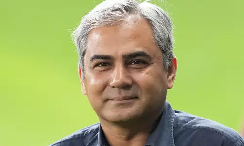 India Refuses Trophy From Pak Minister