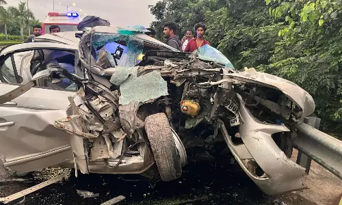 Car Rams Into Vehicle on ORR, Kills IT Staffer, 2 Hurt