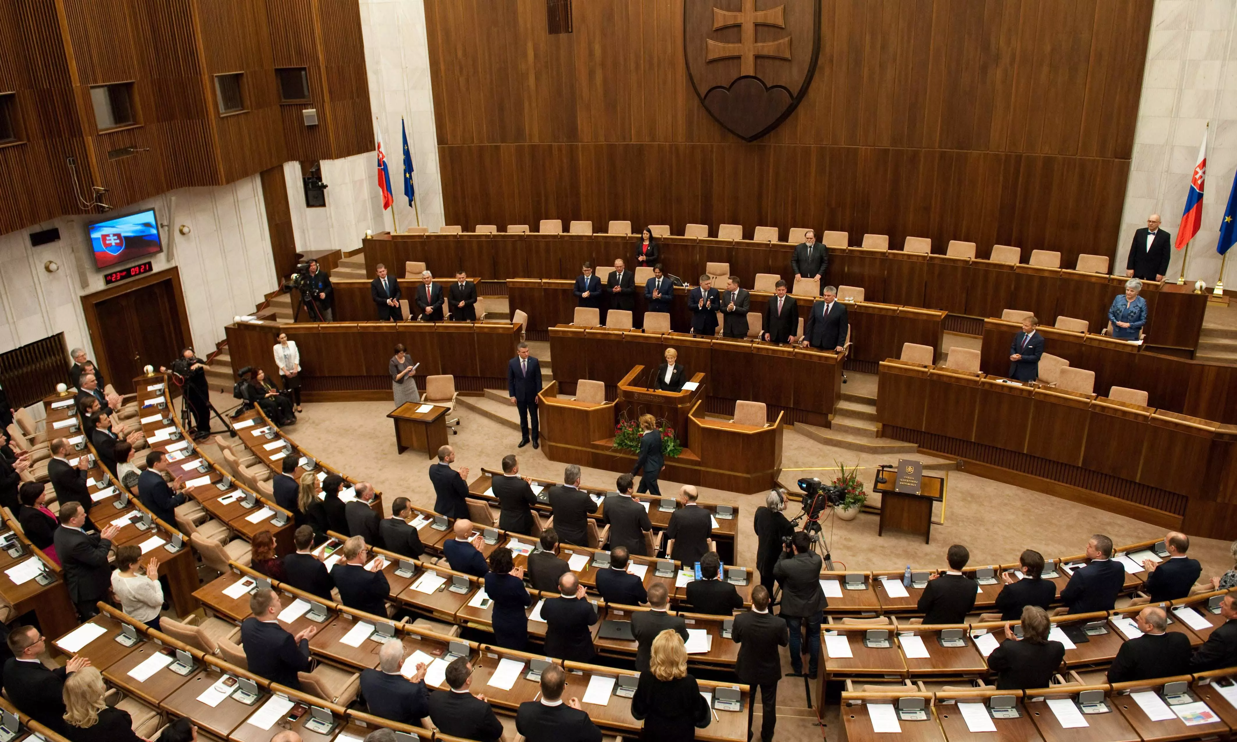 EU Confirms Return of Sanctions on Iran After UN Action