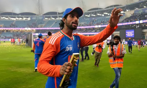 CM Naidu, Jagan Congratulate Tilak Varma