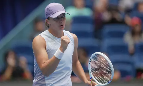 Iga Swiatek Wins 400th Career Match, Advances to China Open 4th Round