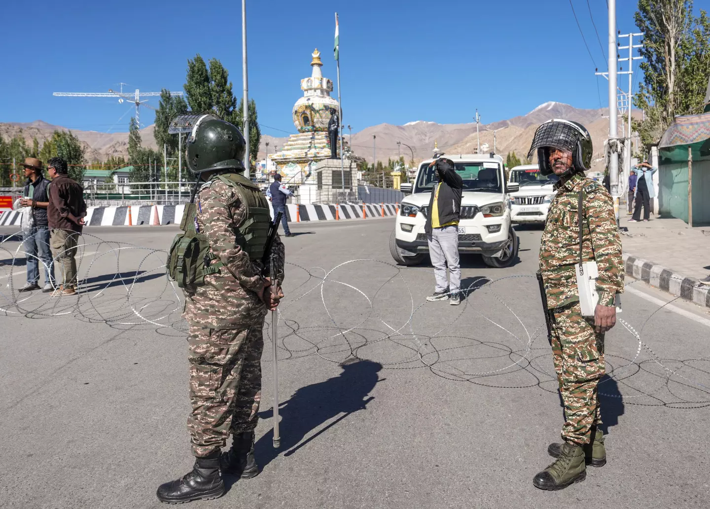 Leh Curfew Eased for 4 Hours, Internet Ban Continues