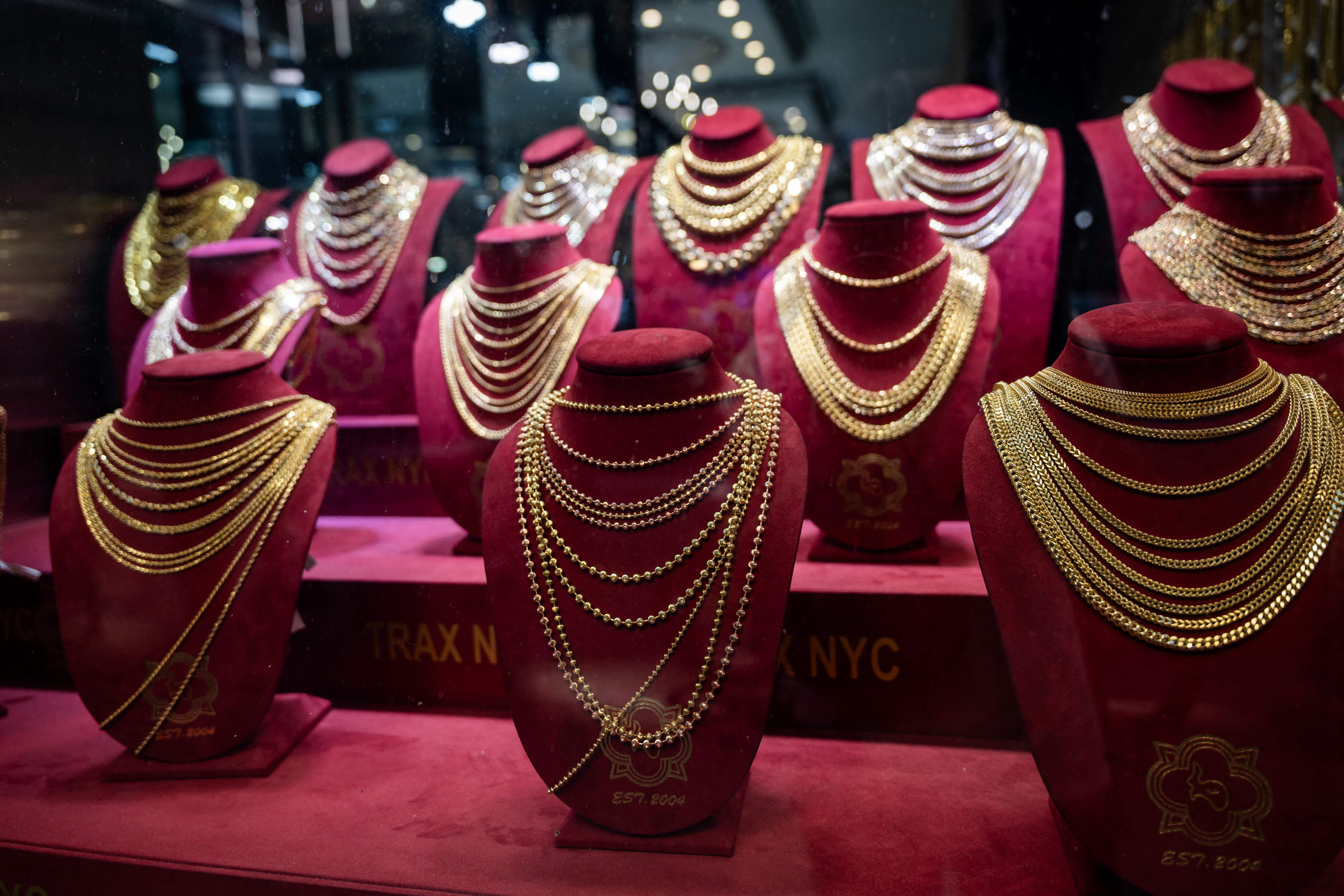 Jewellery Sales Volumes to Report Growth in Dec Qtr After Three Quarters of Decline