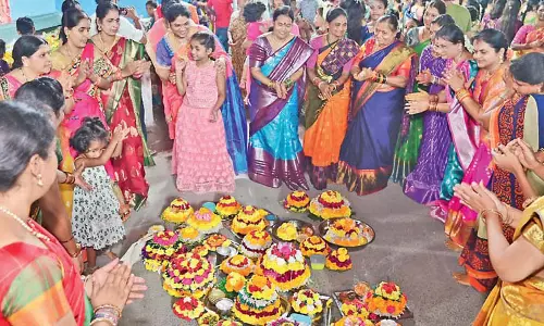 Bathukamma 2025: Saddula Bathukamma History, Significance and Why Its Celebrated?