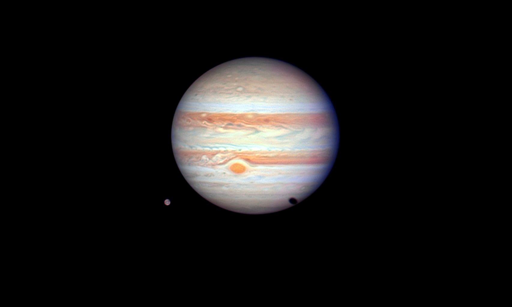 October 2025: Celestial Events from Galaxies to Meteors!