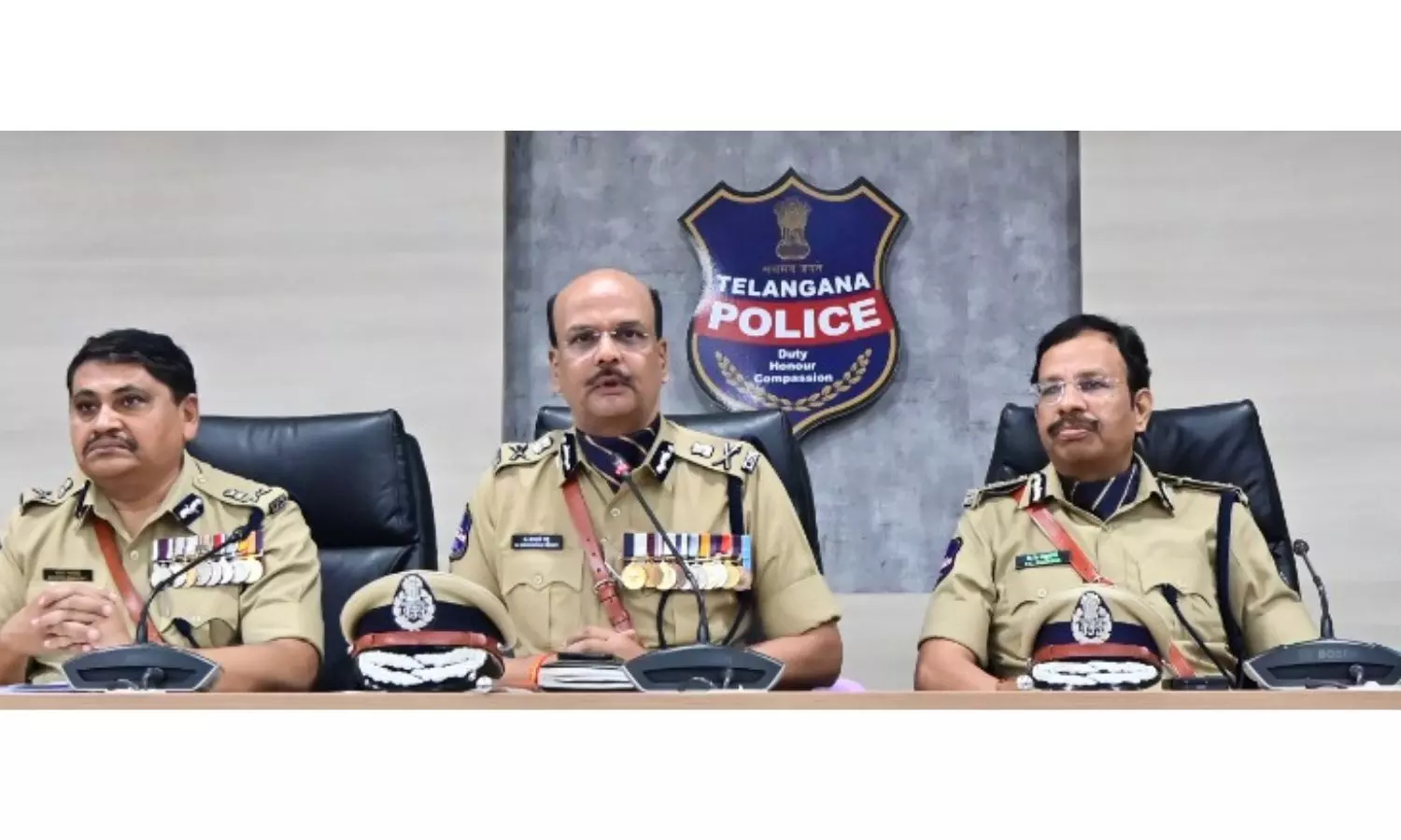 Telangana DGP Shivadhar Reddy Urges Maoists to Surrender