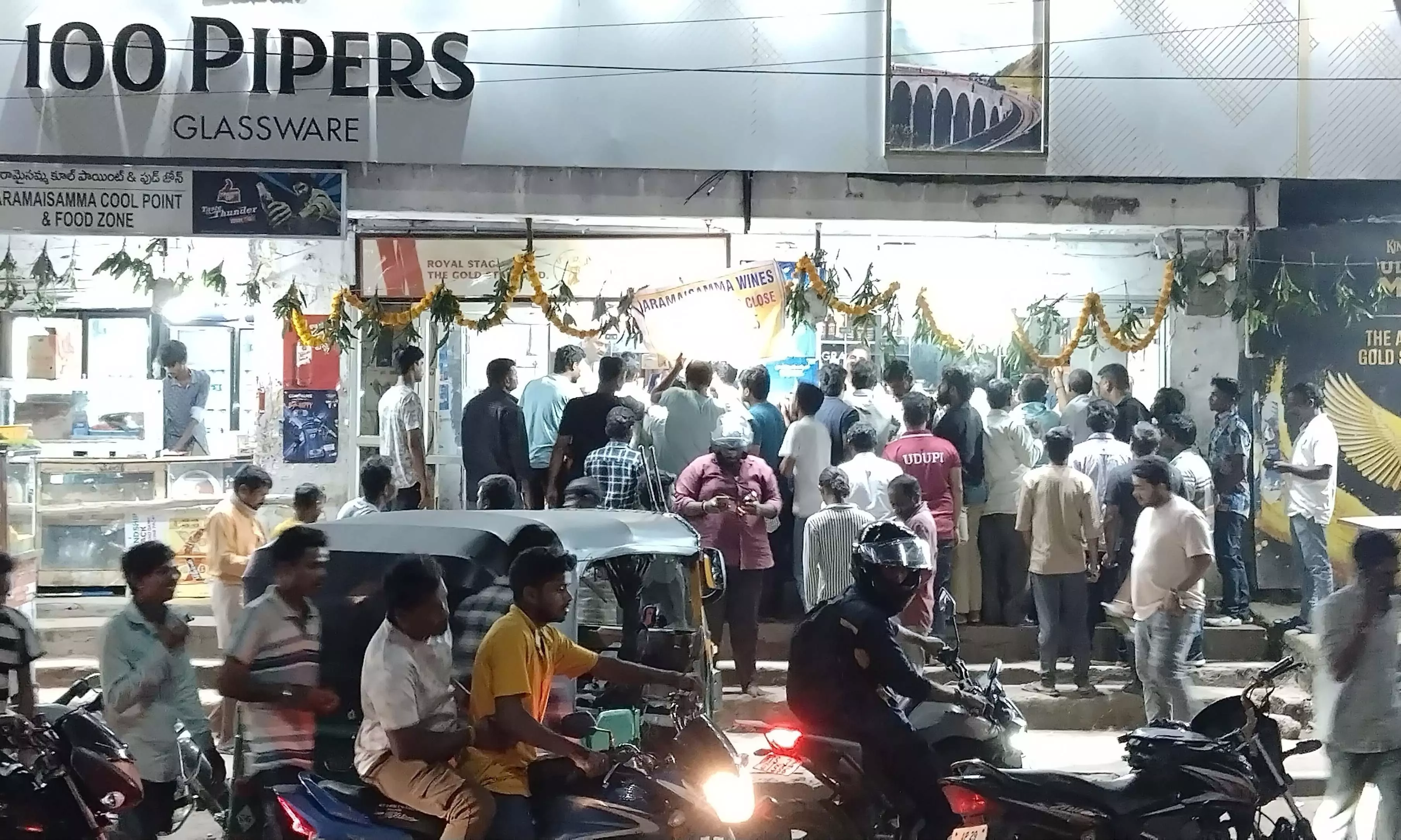 Dasara Liquor Sales Cross ₹1k Cr