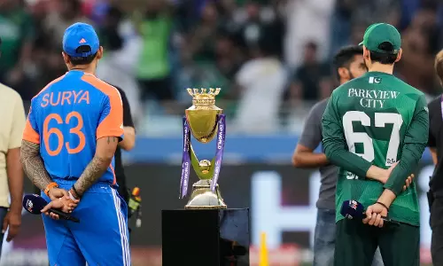 Mohsin Naqvi Snubs BCCI, Blocks Indias Bid for Asia Cup Trophy Return