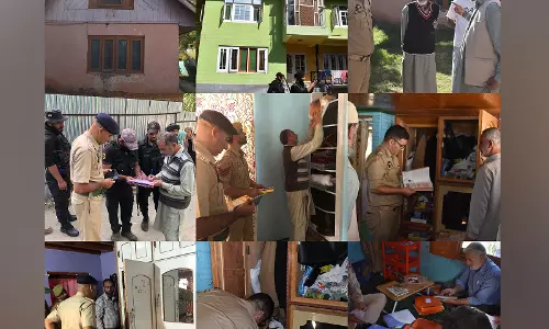 J-K: Sopore Police Raid Houses of JeI-Linked Individuals J-K: Sopore Police Raid Houses of JeI-Linked Individuals