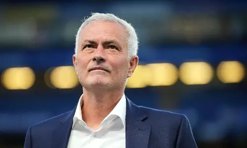 Mourinho The Center of Attention on Losing Return to Stamford Bridge