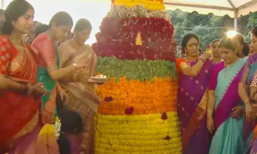 Hyderabad Glows With Festive Spirit Of Dasara