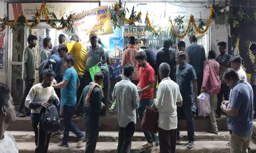 Liquor, Meat Consumers Upset Over Fall of Dasara on Gandhi Jayanti Day Liquor, Meat Consumers Upset Over Fall of Dasara on Gandhi Jayanti Day