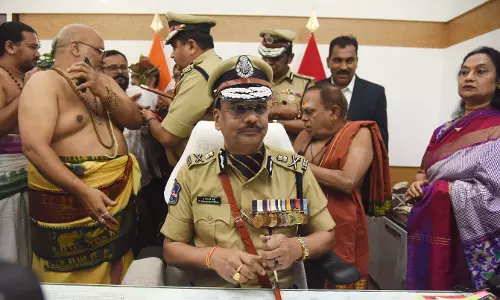 Shivadhar Reddy Takes Charge As TG DGP