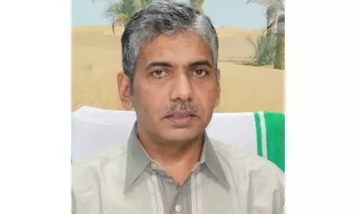 Former Kerala DGP Jacob Thomas Joins RSS As Full-time Pracharak