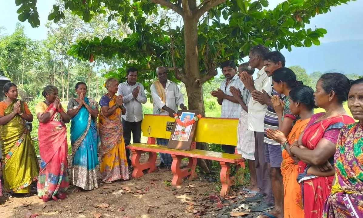 Villagers Pray To Gandhi To Stop The Quarry Blasts In Anakapalli