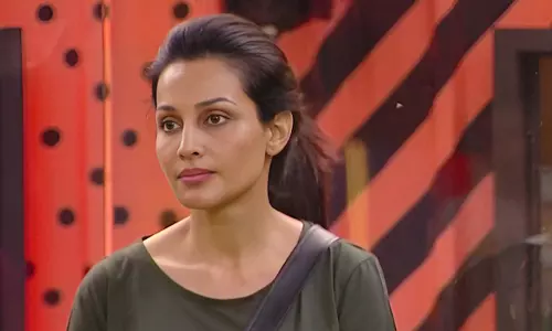 Bigg Boss Telugu 9: Flora Saini Cheated by Rithu Chowdary, Hit by Thanuja Puttaswamy