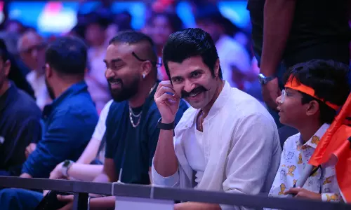 Vijay Deverakonda at Prime Volleyball League match! Vijay Deverakonda at Prime Volleyball League match!