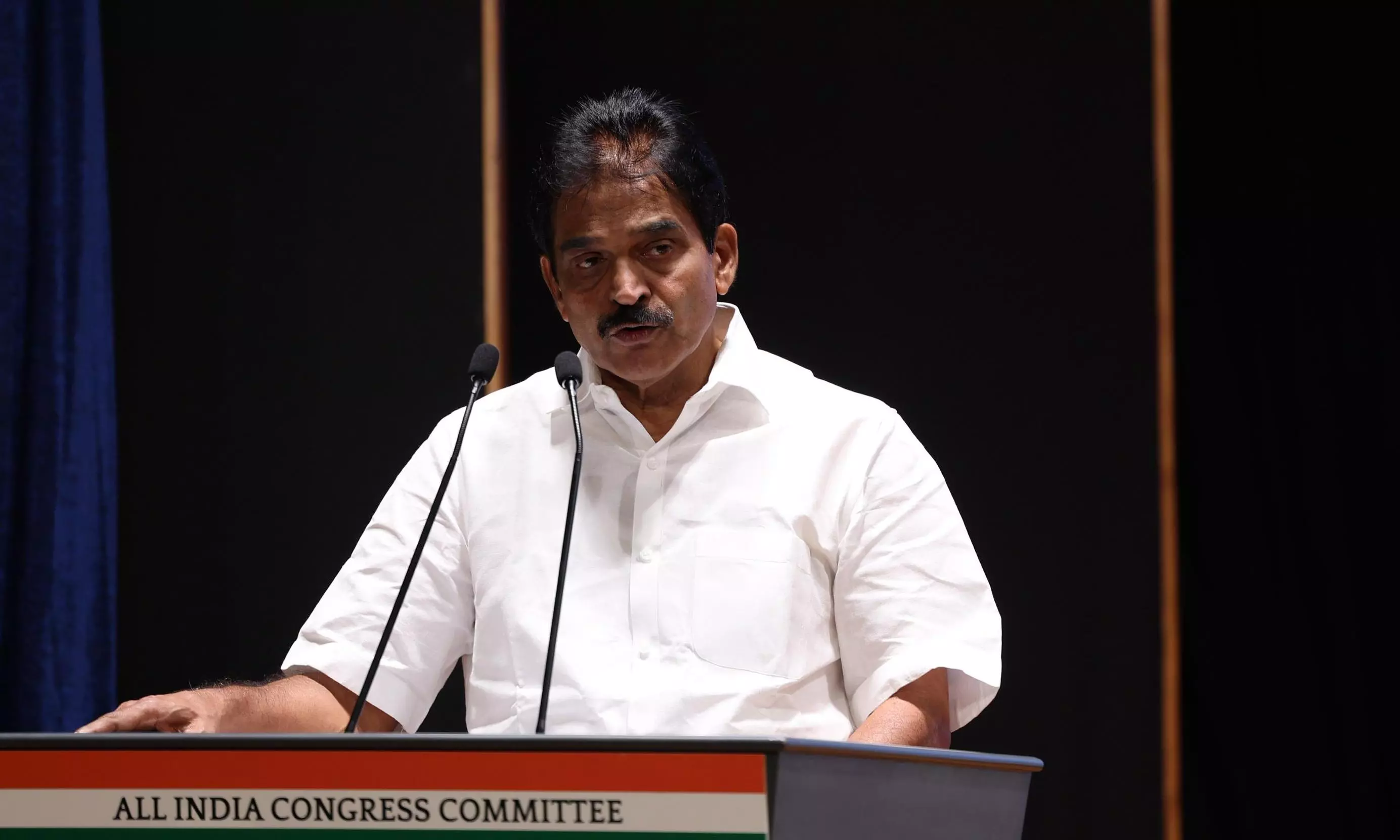 Venugopal Rejects Speculation over CM Change in Karnataka Venugopal Rejects Speculation over CM Change in Karnataka