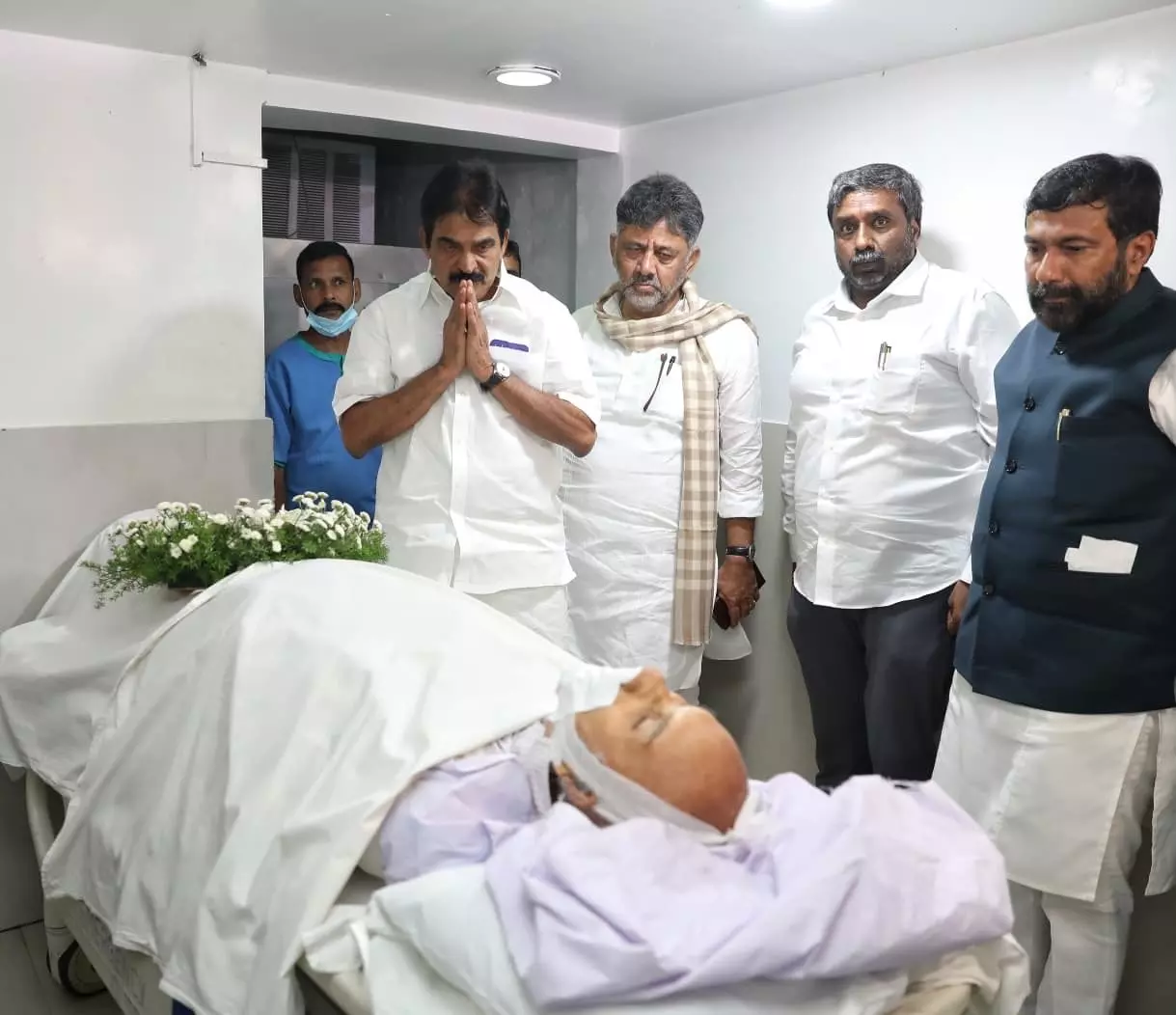 Kerala Leaders Pay Tribute to Renowned Journalist TJS George