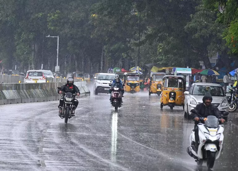 Thunderstorms to Continue in Andhra Pradesh Till October 8