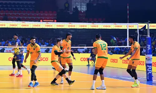 PVL 2025: Chennai Blitz Seal Sensational Comeback Win Over Kochi Blue Spikers PVL 2025: Chennai Blitz Seal Sensational Comeback Win Over Kochi Blue Spikers