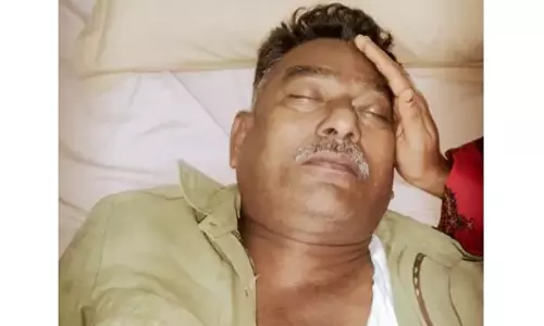 Bus Conductor Dies of Heart Attack on Duty in Vizianagaram Bus Conductor Dies of Heart Attack on Duty in Vizianagaram