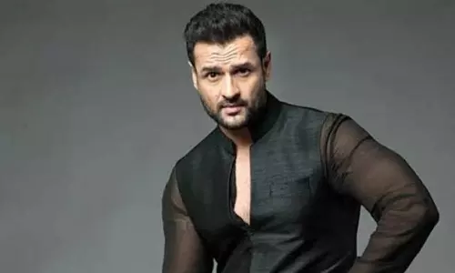 Rohit Roy Reacts to Akshay Kumar’s Daughter Facing Cyber Threat