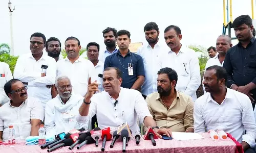 Tender For Northern RRR In 2 Months: Komatireddy