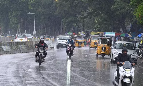 Thunderstorms to Continue in Andhra Pradesh Till October 8 Thunderstorms to Continue in Andhra Pradesh Till October 8